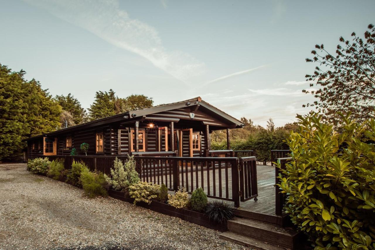 Little Eden Country Park, With Private Hot Tubs