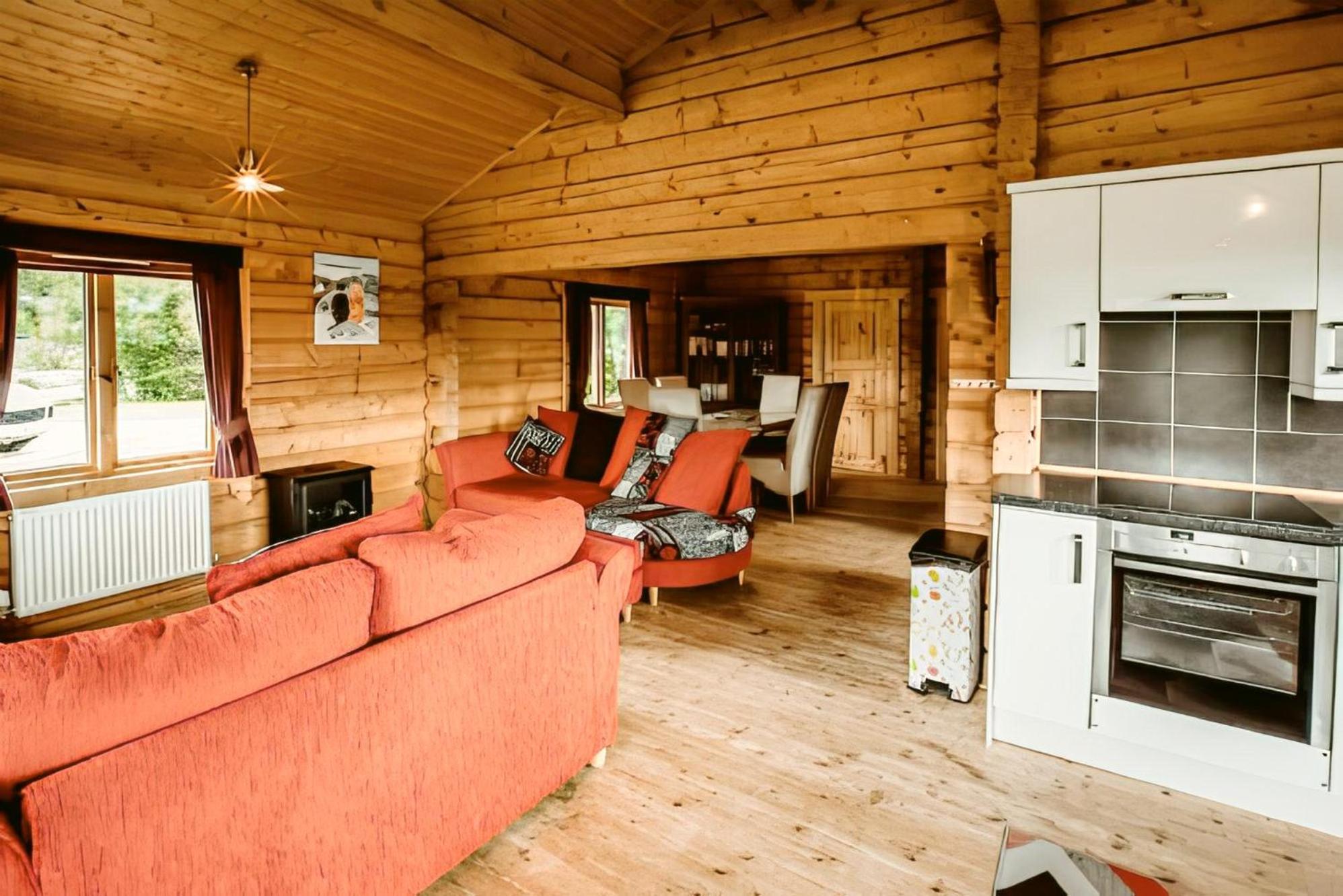 Hébergement de vacances Little Eden Country Park, With Private Hot Tubs *
