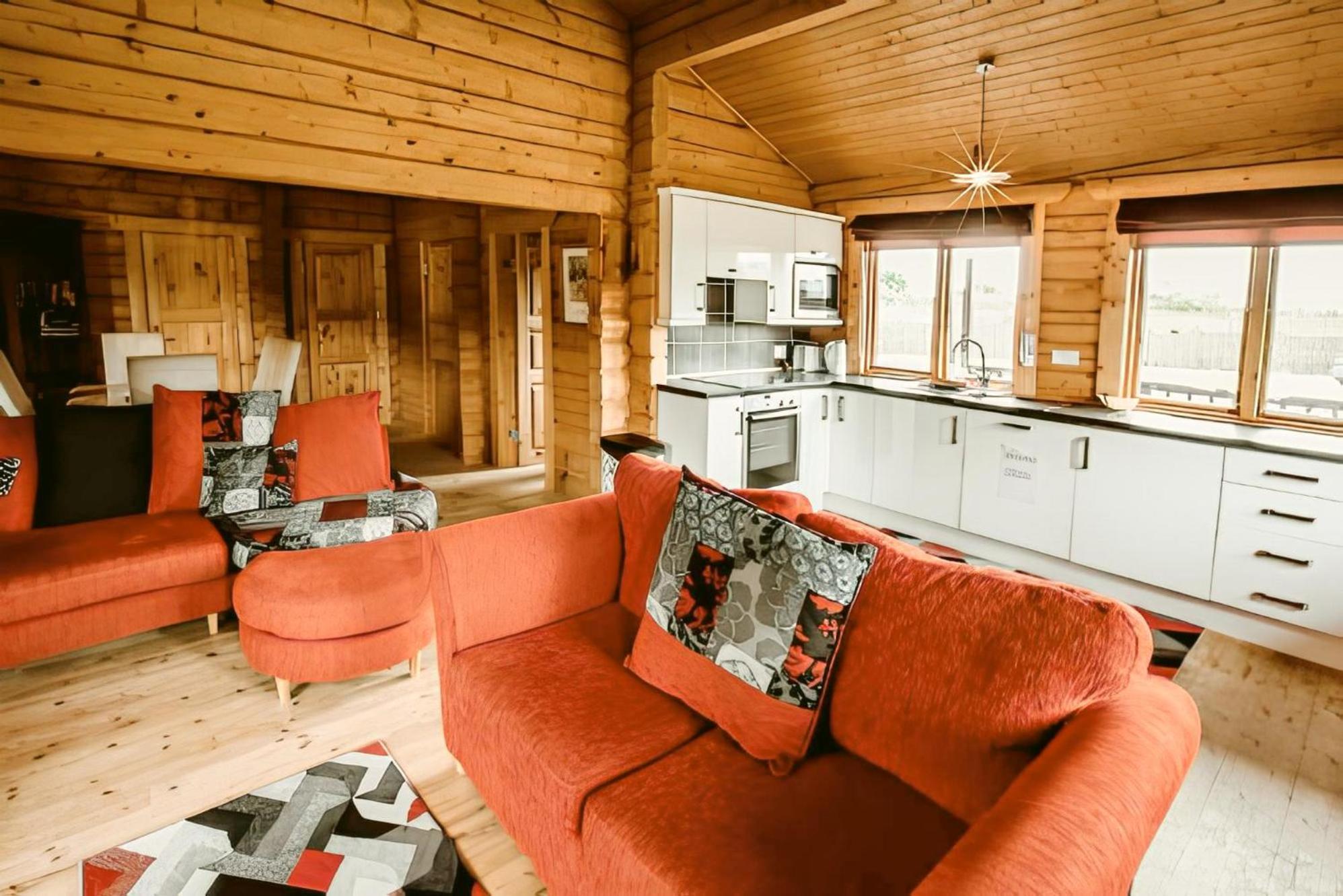 Little Eden Country Park, With Private Hot Tubs Hébergement de vacances *