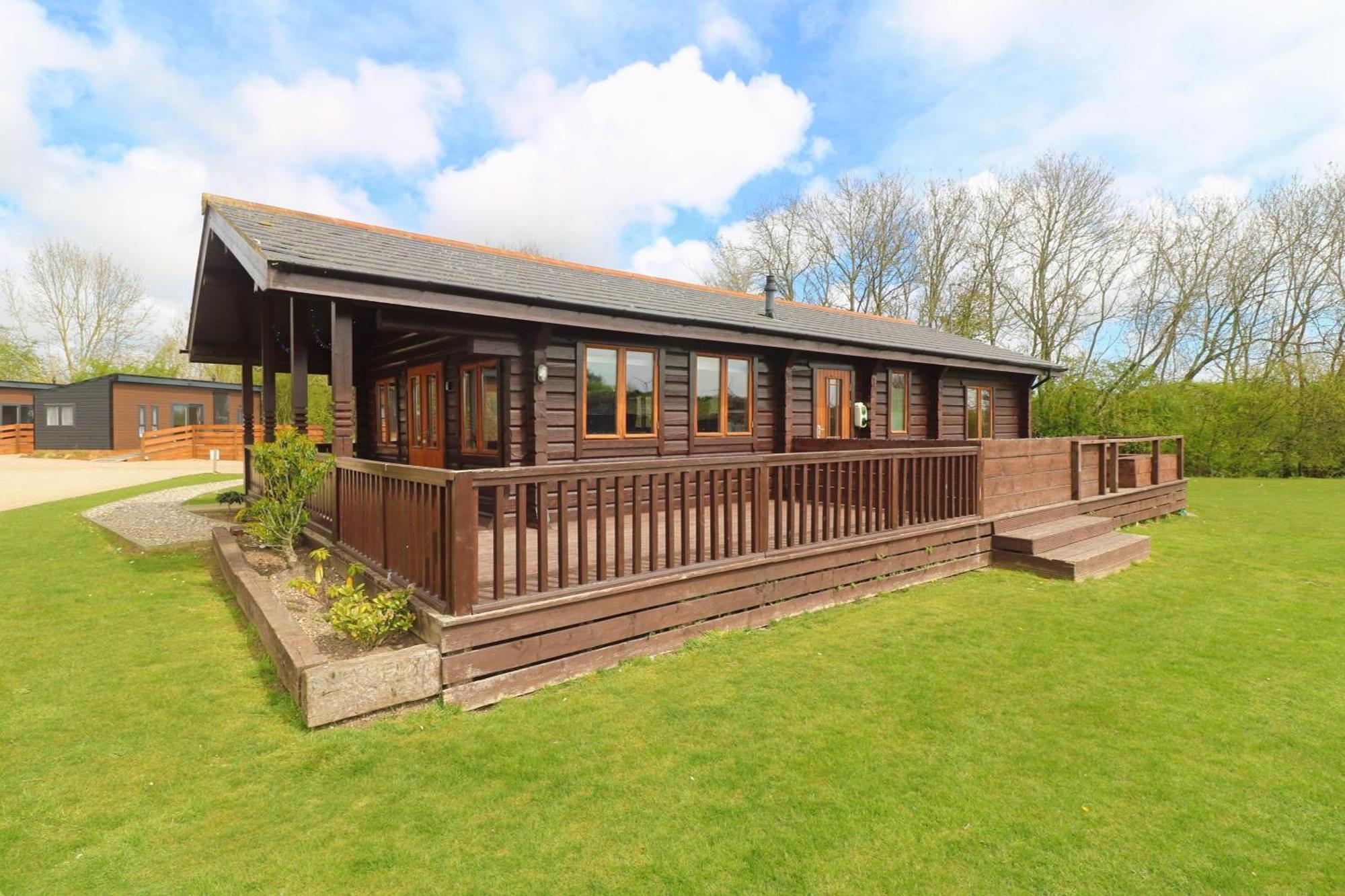 Little Eden Country Park, With Private Hot Tubs
